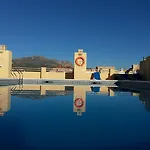 Olympus 4*