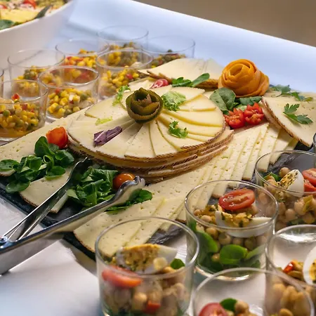 מלון Olympus בנידורם