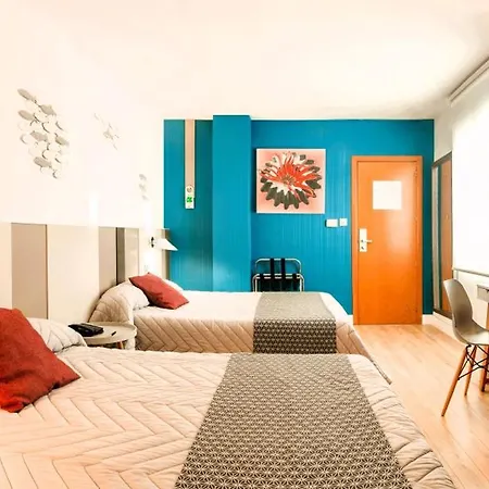 Olympus 4* בנידורם